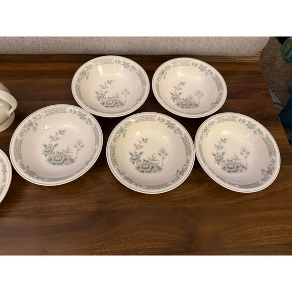 Noritake Versatone “Santiago” – Set of 5 Coupe Soup/Cereal Bowls – Pastel Floral - Picture 1 of 7